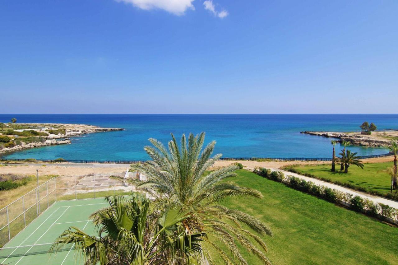 Lucile - Coralli Beachfront Apartment Paralímni Extérieur photo